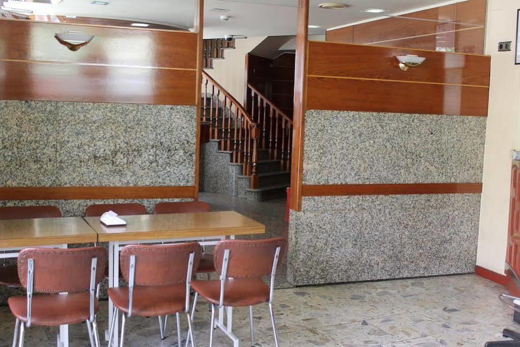 Hotel Climent Barselona Dış mekan fotoğraf